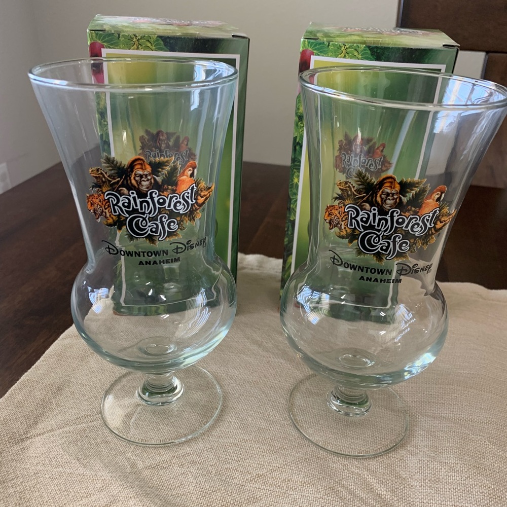 Rainforest Cafe glasses